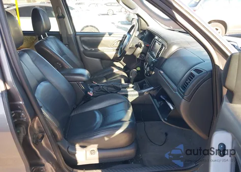 2005 Mazda Tribute S из США, поврежденный, VIN 4F2YZ961X5KM08594